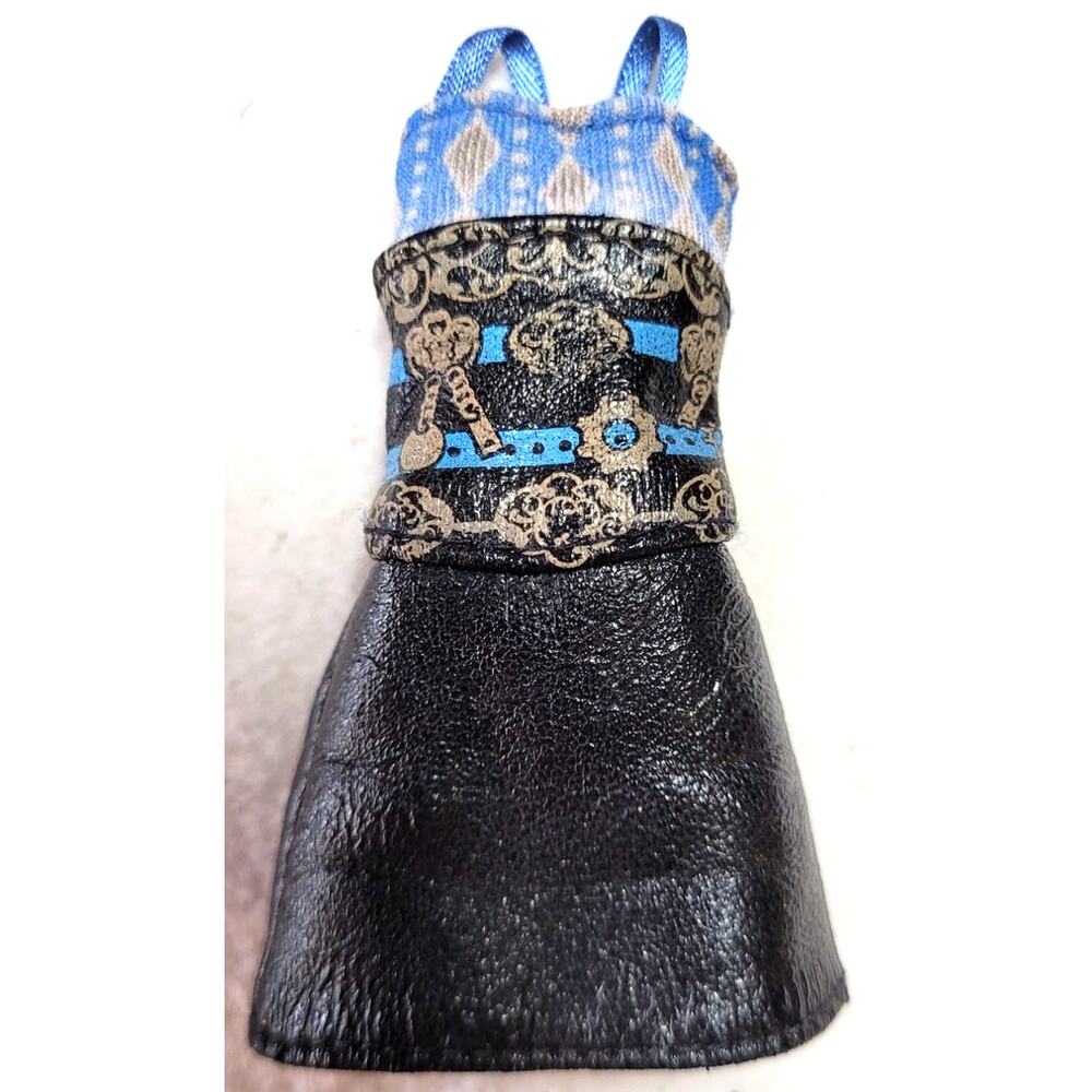 2011 Mattel Monster High Robecca Steam Wave 1 Signature Doll Dress Pleather